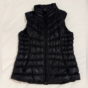 Athleta Black Puffer Vest